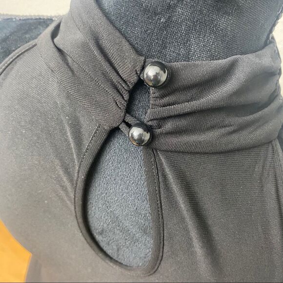 Ruffle Lace Halter - SMALL - *NWT* - Picture 5 of 8